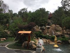 -七彩云南古滇温泉山庄
