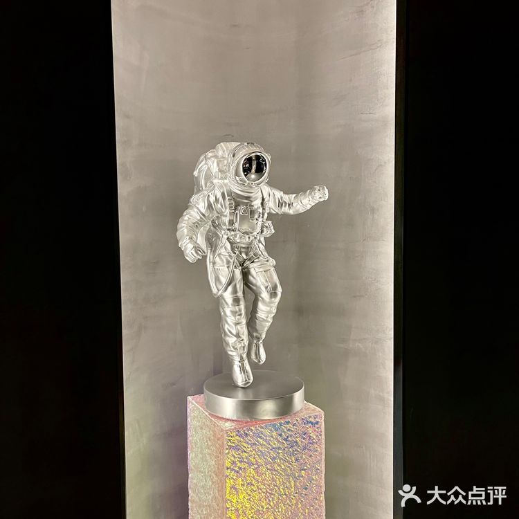 泉州探店|新店速递·泉州最具质感酒吧·七待