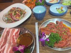 -明洞阿姨·韩式酱蟹烤肉·创意料理(三元桥店)