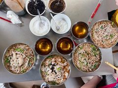 -正宗杨记普洱酸醋米线(总店)