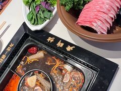 -老牌坊云南鱼豆花火锅(哈西万达店)