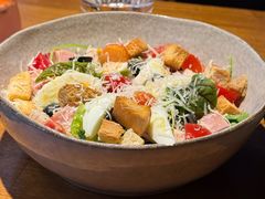 老教堂色拉-JINNS锦时 steak&pizza(浸信会礼拜堂旧址店)