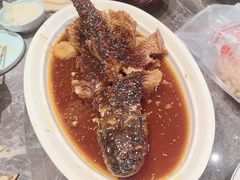 -有红鸡毛店·川菜(建设路店)