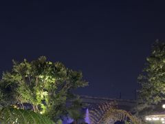 -茅草房·河畔园林火锅