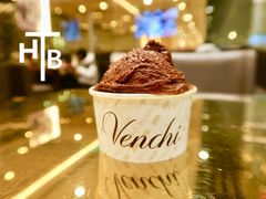venchi明星冰淇淋-VENCHI 闻绮(北京国贸商城店)
