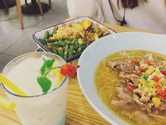 -小镇大厨新概念复合中餐厅(万达广场大连高新店)