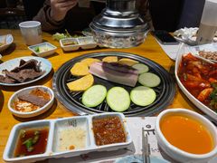 -唯成•韩国炭火烤肉 유성고기