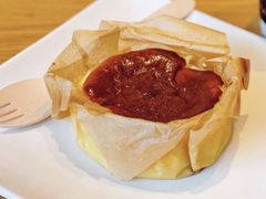 软心巴斯克风情蛋糕-星巴克(嘉兴平湖吾悦广场店)
