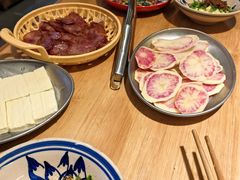 -洱火云南酸菜牛肉火锅(石景山当代商城店)