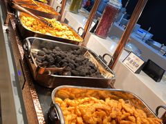 -涨巢·潮玩水疗局