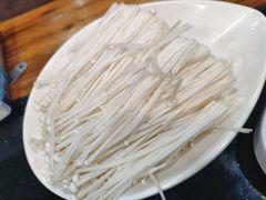 -三里屯土灶炖公鸡地锅鸡(江东店)