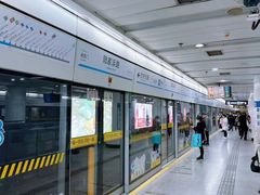 -陆家浜路(地铁站)