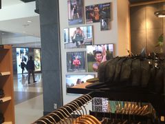 -lululemon athletica(希慎广场店)