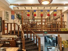 -青瓦餐厅·生鱼片·韩园烤肉(西塔店)