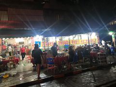 -花苑美食横琴生蚝火锅(拱北粤华路店)