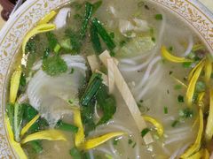 -桥香园云南过桥米线(金马碧鸡店)