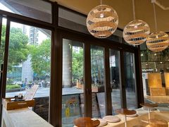 -Dough&Joe团憩(瑞虹天地月亮湾店)