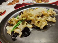 爆炒螺片-东莱馋房(陆家嘴店)