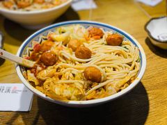 -鑫花溪牛肉米粉(人民广场店)