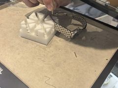 -亨吉利世界名表中心(砂之船奥莱店)