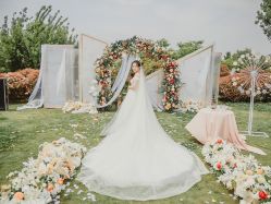 点击看大图 清新户外婚礼-满堂喜事婚庆