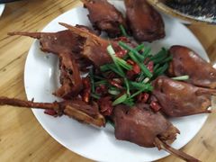 -冶建镜子·老南昌大排档·江西虾王(总店)