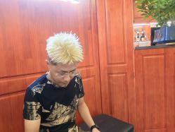 -米娜男士新国潮理发馆