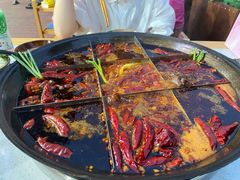 -正贰捌经重庆老火锅(建设路店)