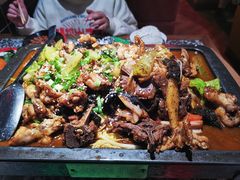 -蛙舍·炭烧牛蛙(东百中心店)