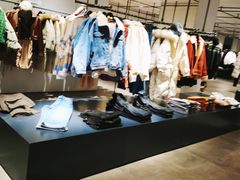 -URBAN REVIVO(荟聚中心店)