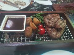 -Famous肥猫墨西哥音乐餐吧(五棵松华熙LIVE店)