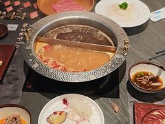 -牛YO寿喜烧·铁板烧和牛火锅自助(市府恒隆店)