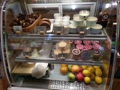 -西关84·History·Art·Cafe