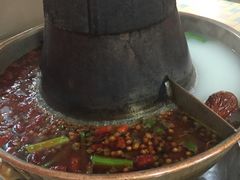 -老蜀铜火锅·酸菜脊骨·麻辣羊蝎子(热闹路店)