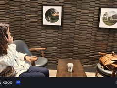 -星巴克臻选(南京金茂览秀城店)