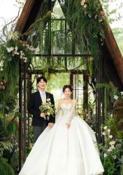 -雪中彩影婚纱摄影·微光艺术中心