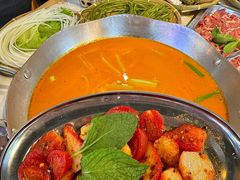 -王奋斗贵州酸汤牛肉火锅