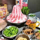 开心万岁 ⛄️ 在怂火锅也太快乐了吧