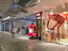 -绿地缤纷城-停车场