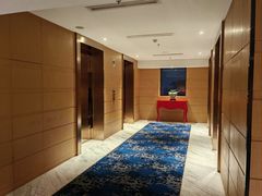 -上海虹桥西郊假日酒店