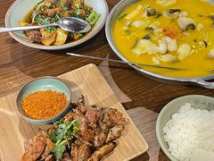 -七步香云南山里菜(昆明老街店)