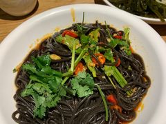 -小鱼小牛·鱼牛干锅·脆鱼火锅(世欧广场店)