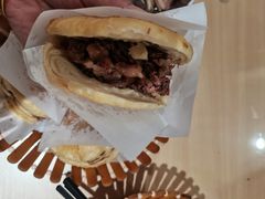 -闫家驴肉老店(华电一校店)