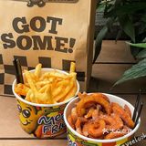 终于吃到了！超好吃的网红薯条！🍟