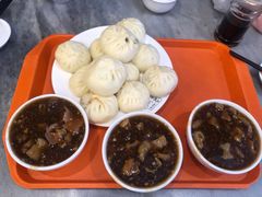 猪肉大葱包子-天兴居(鲜鱼口街店)