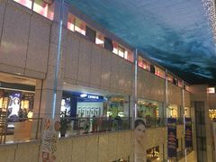 -王府井百货(中州中路店)