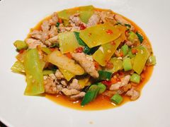 土家摆子肉-吃饭皇帝大(合生汇店)