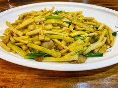 高山笋炒鲜肉-下梅人家土菜馆(历史文化餐厅度假区店)