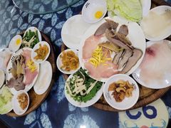 -桥香园云南过桥米线(金马碧鸡店)