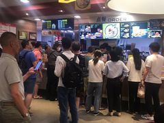 -麦当劳(田林好又多店)